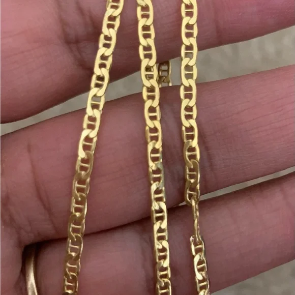COPY - 10kt Gold Mariner Link Chain - 2.5mm - 20